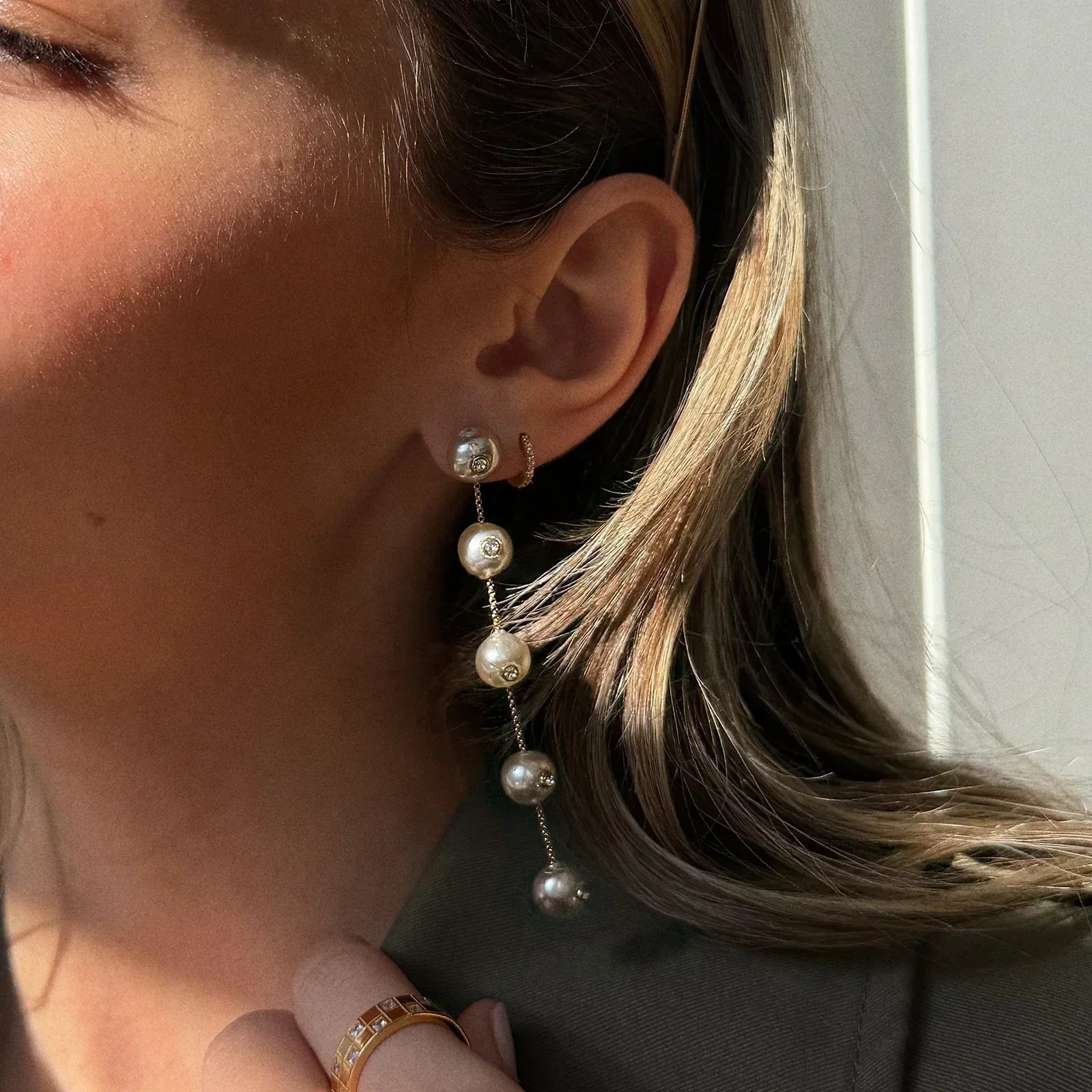 Blair Pearl & Crystal Earrings - Gold/Pearl